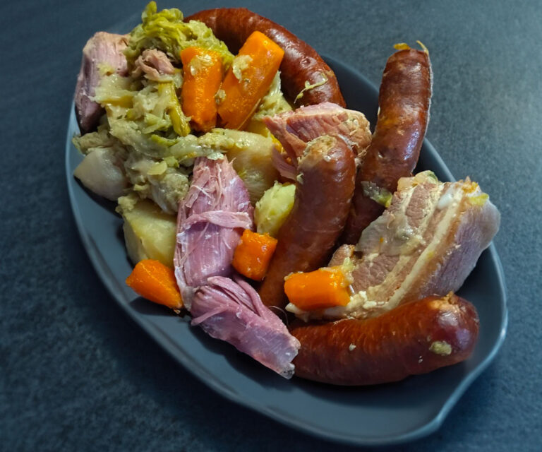 Potée au Chou : Le Plat Traditionnel Réconfortant – Recettes