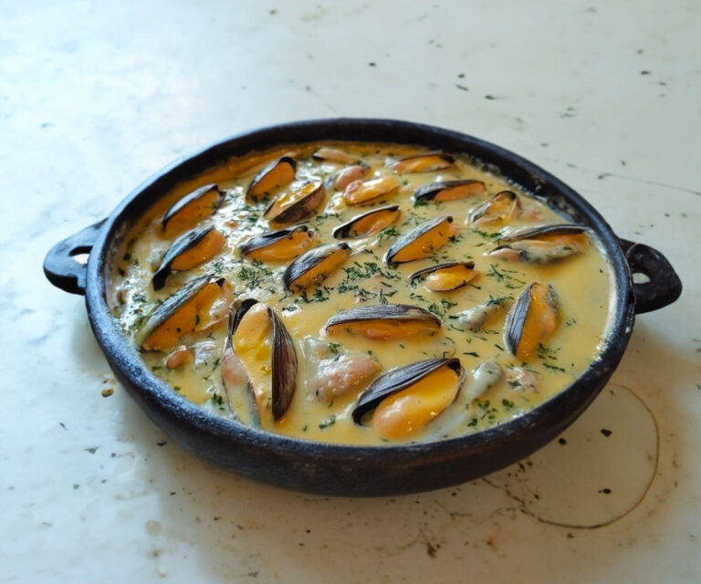 Mouclade Charentaise : Délicieuse Recette de Moules à la Crème et au