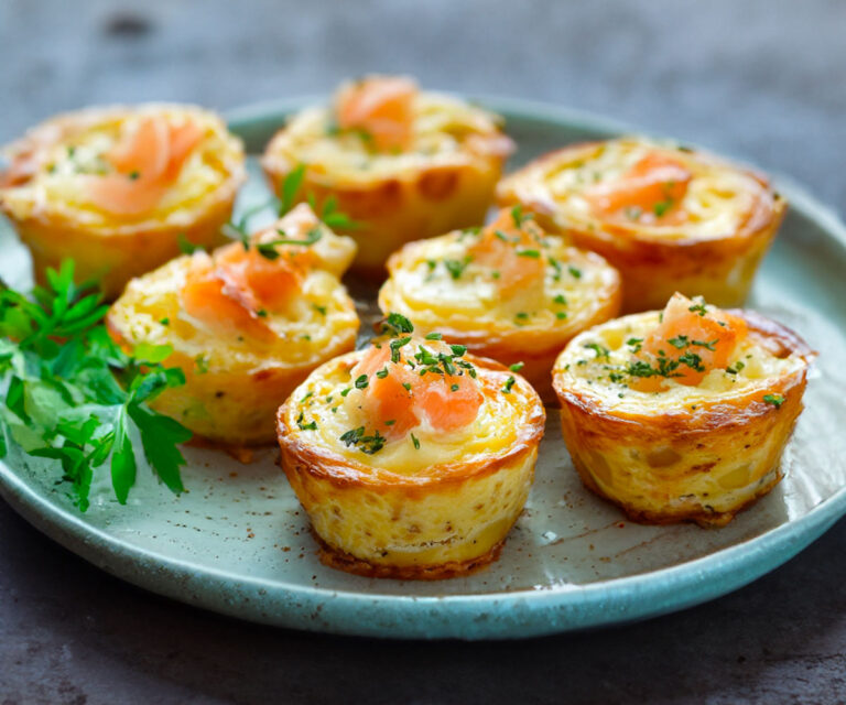 Bûche Salée aux Saveurs de la Mer : Crabe, Saumon Fumé & Gambas – Recettes